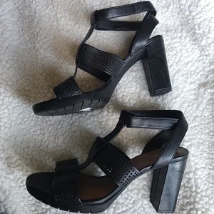 Clarks Artisan Laser Cut Strappy Heel - Like new!